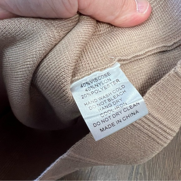 🆕 All : row the Millie top SZ SM - Picture 6 of 6